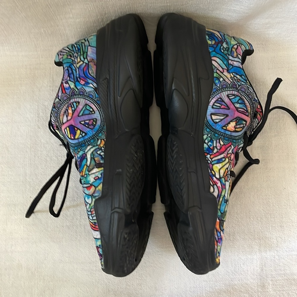 - Yes We Vibe sneakers in colorful stained glass print with peace sign. Wo… - Picture 3 of 8
